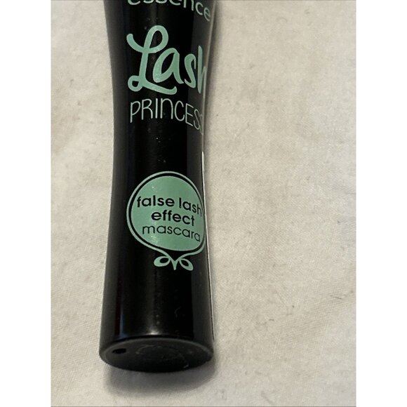 Essence Lash Princess False Lash Effect Mascara Black .40 Oz Full Size New fresh - Picture 7 of 7